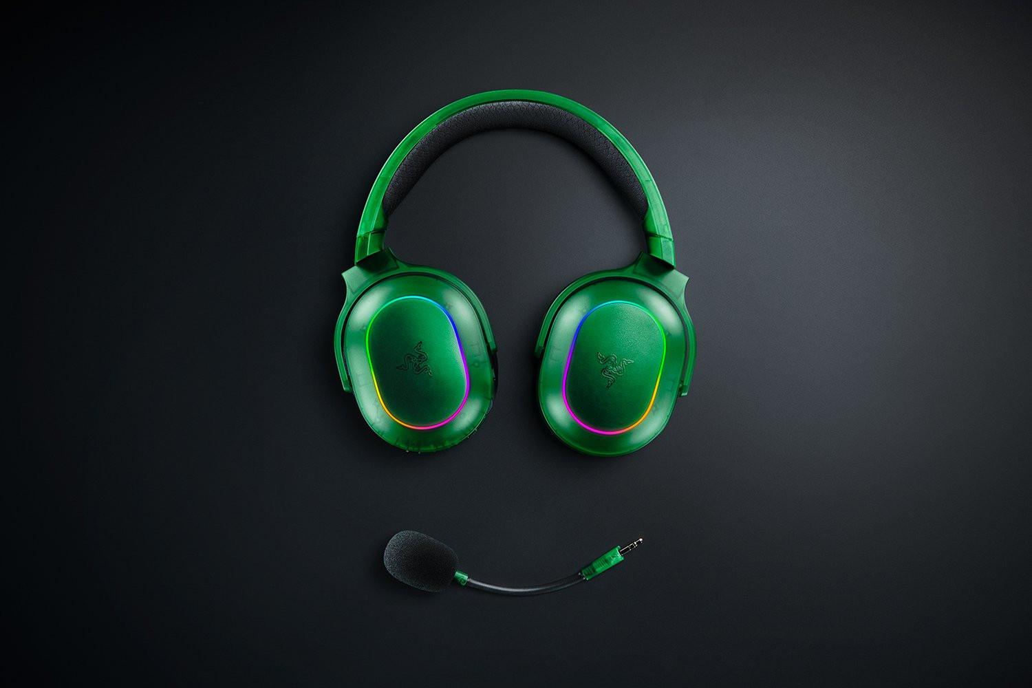 Razer Barracuda X Chroma - Phantom Green Edition.